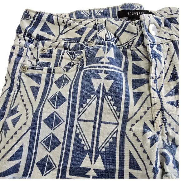 Forever 21 Blue and White Aztec Pattern Short Shorts Size 27 - Picture 3 of 8